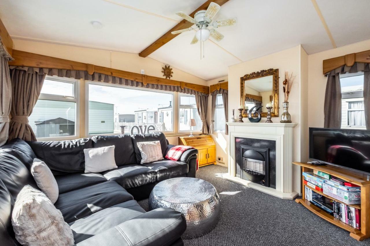 Caravan Beach Holiday Hotell Saint Osyth Eksteriør bilde