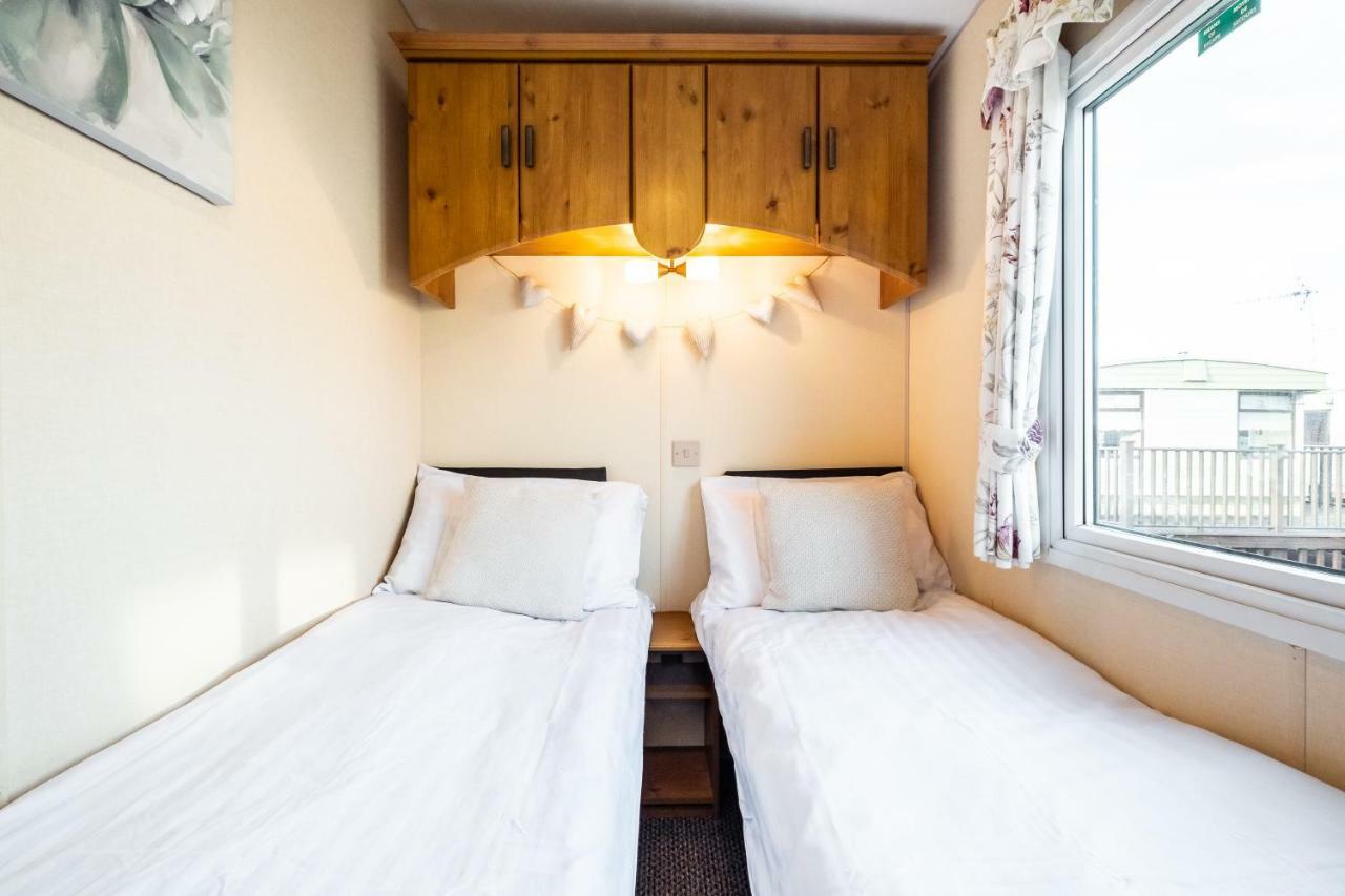 Caravan Beach Holiday Hotell Saint Osyth Eksteriør bilde