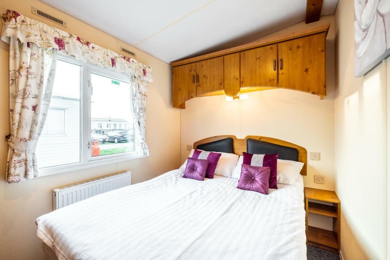 Caravan Beach Holiday Hotell Saint Osyth Eksteriør bilde
