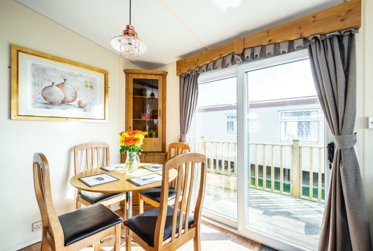 Caravan Beach Holiday Hotell Saint Osyth Eksteriør bilde