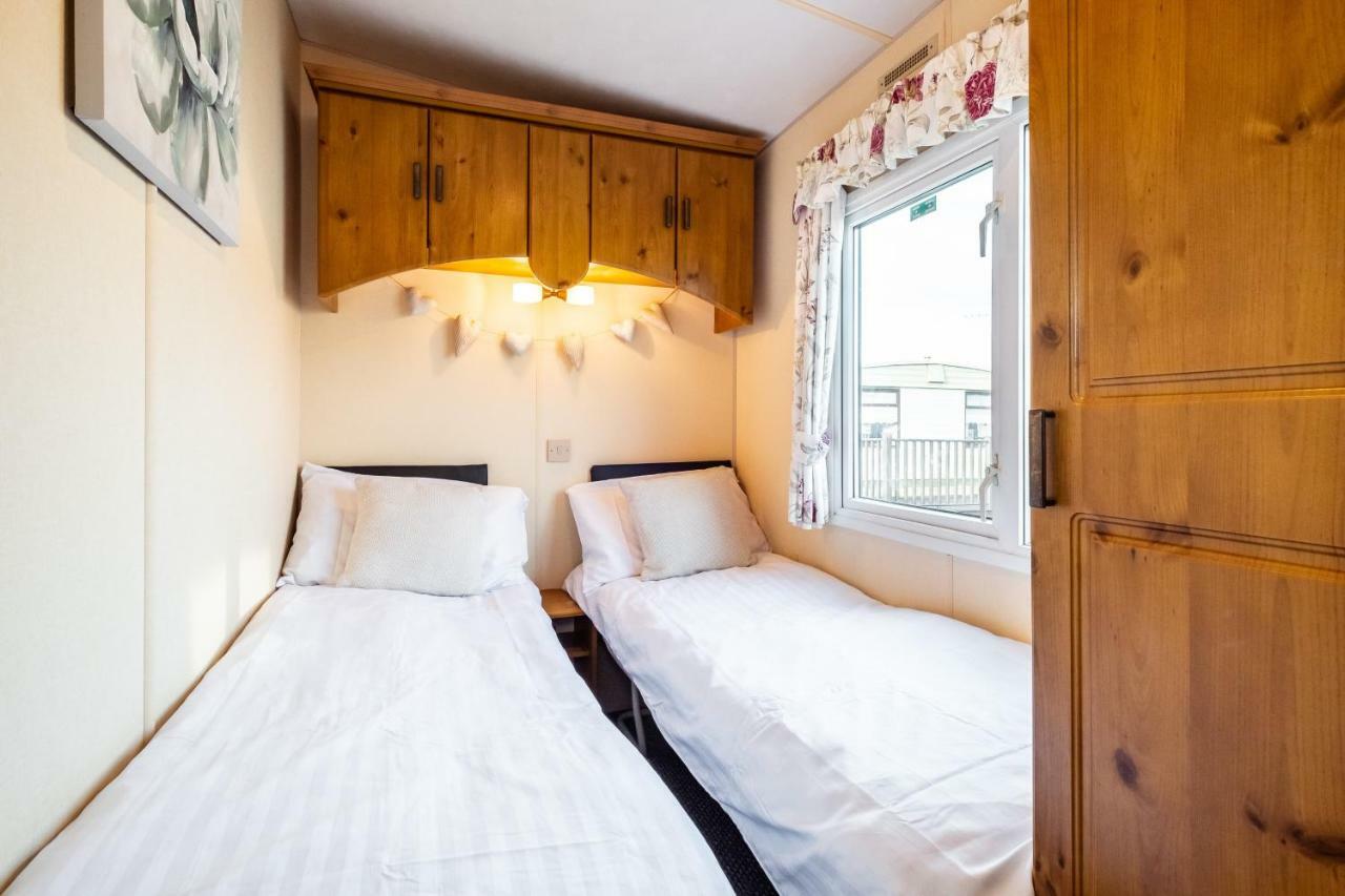 Caravan Beach Holiday Hotell Saint Osyth Eksteriør bilde