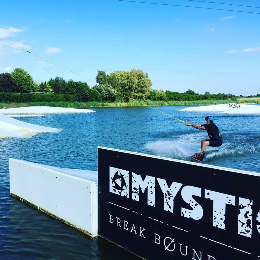 Caravan Beach Holiday Hotell Saint Osyth Eksteriør bilde